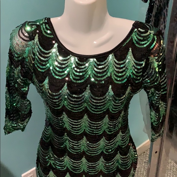 Midnight doll dress - Picture 2 of 16